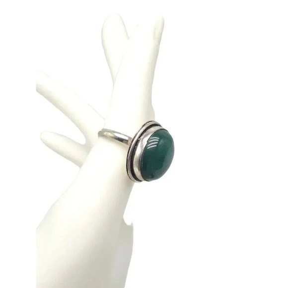 Silver Plated Green Spinel Cabochon Dome Ring Size 7 Vintage - Picture 3 of 5